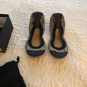 Yosi Samra Snakeskin Cap toe Fold up Ballet Flats